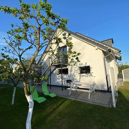 Apartament Nad Jeziorem Welle Kołczewo Extérieur photo