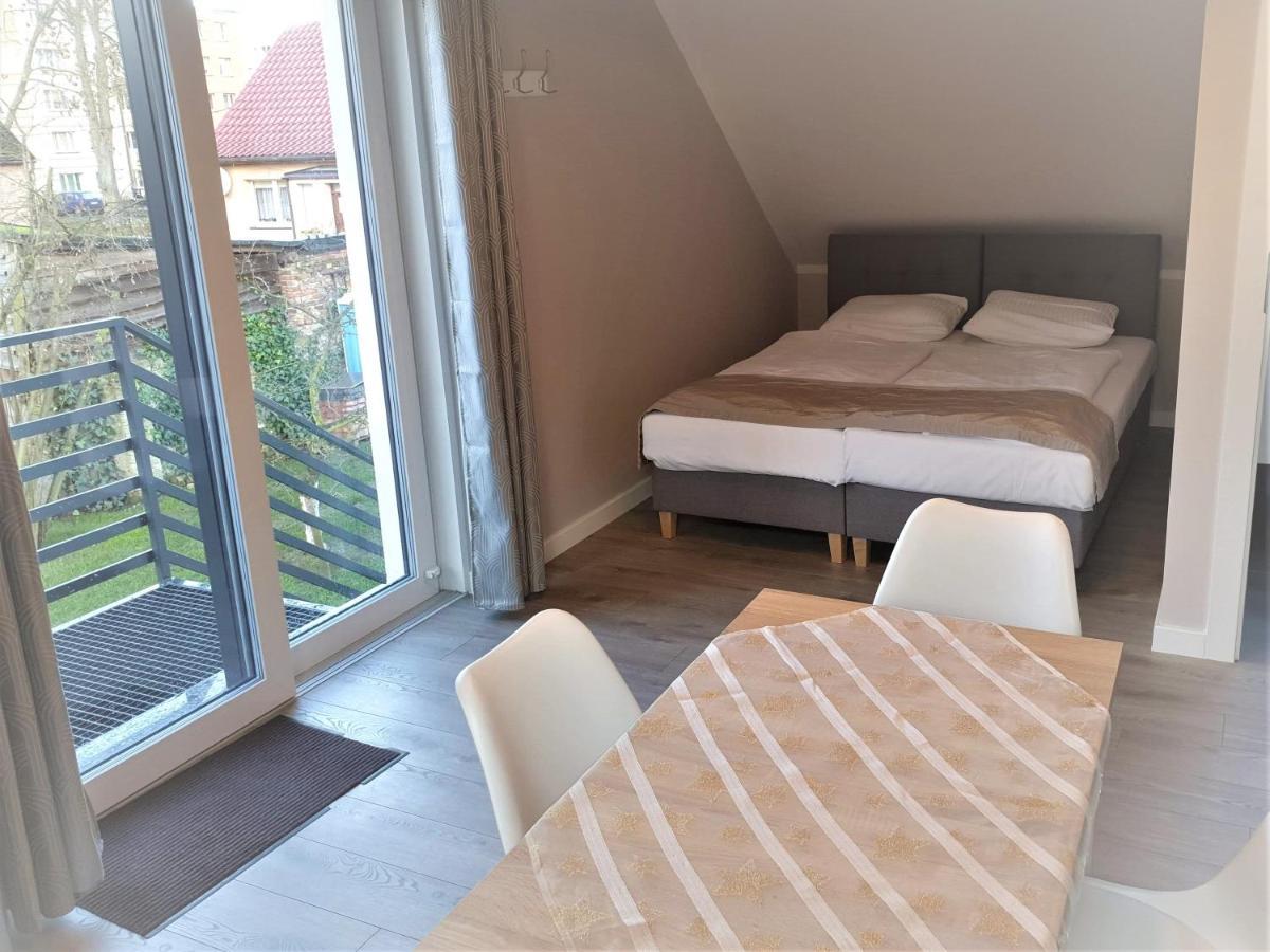 Apartament Nad Jeziorem Welle Kołczewo Extérieur photo